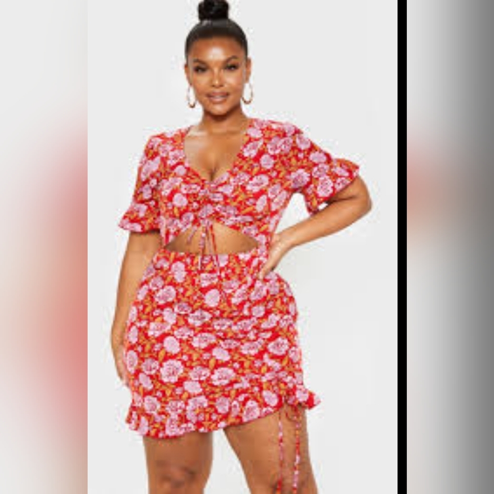  Plus Red Floral Ruched Detail Cut Out Bodycon Dress